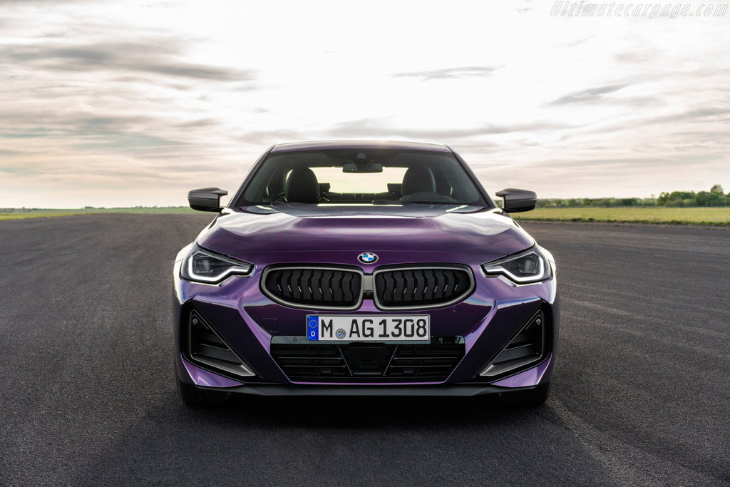BMW M240i xDrive Coupe