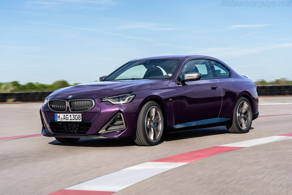 BMW M240i xDrive Coupe
