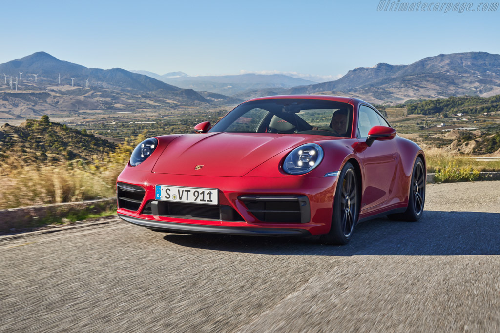 Porsche 911 Carrera GTS