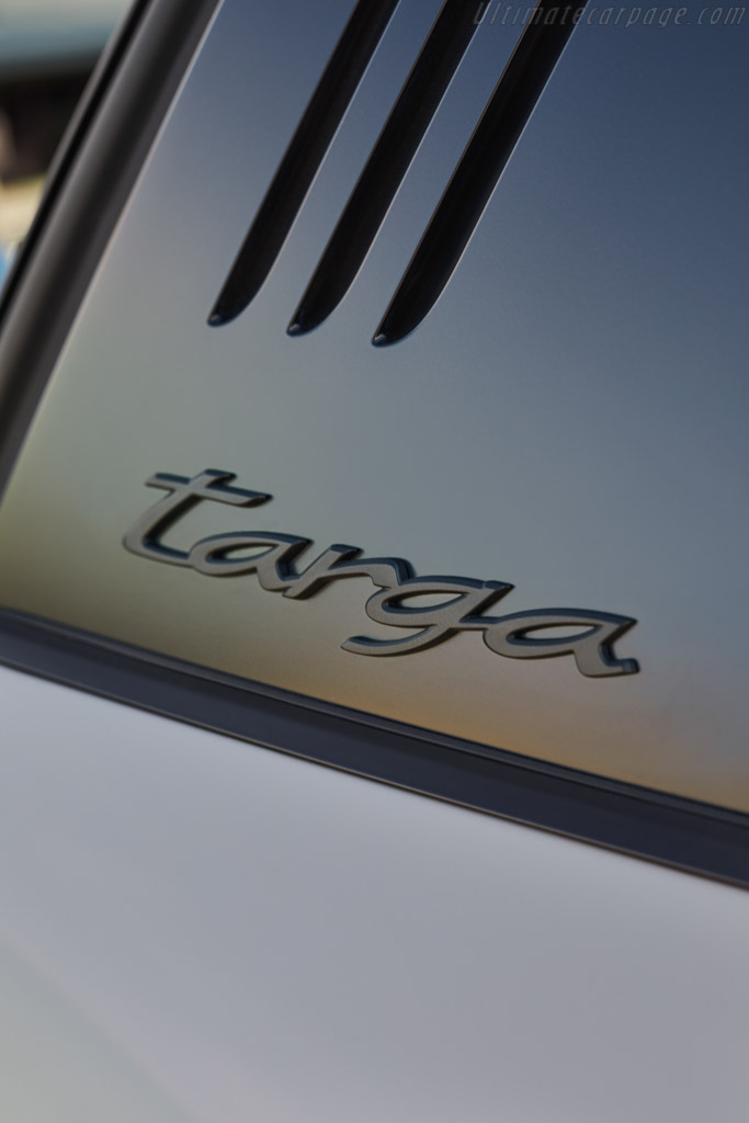 Porsche 911 Targa 4 GTS