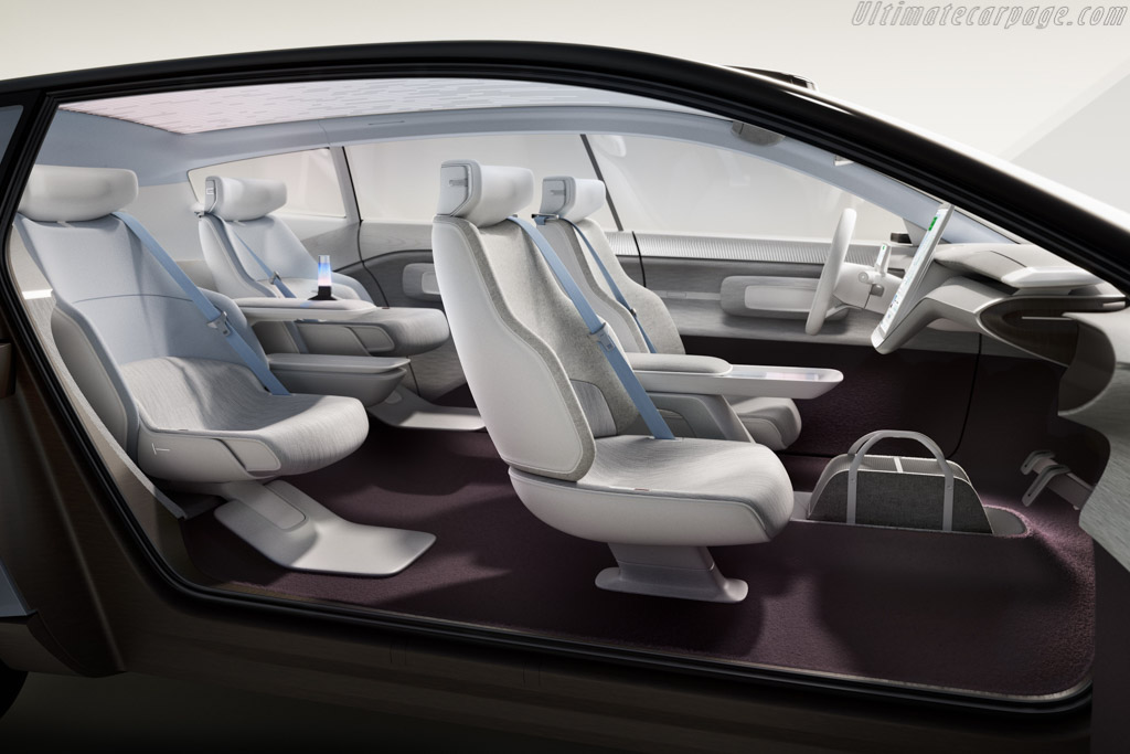 Volvo Concept Recharge