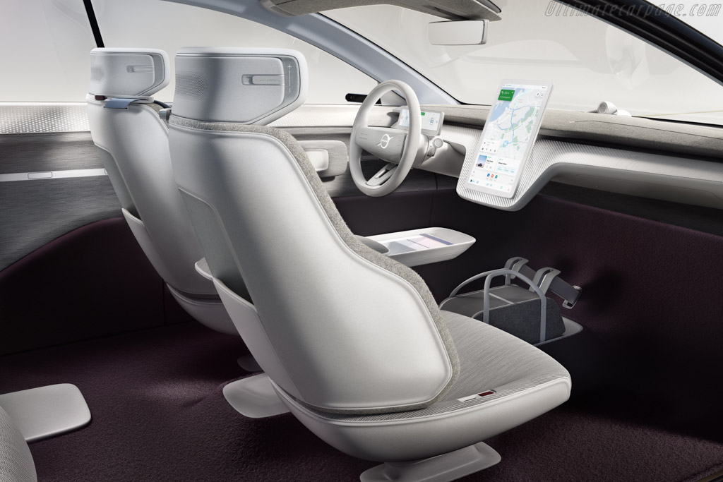 Volvo Concept Recharge