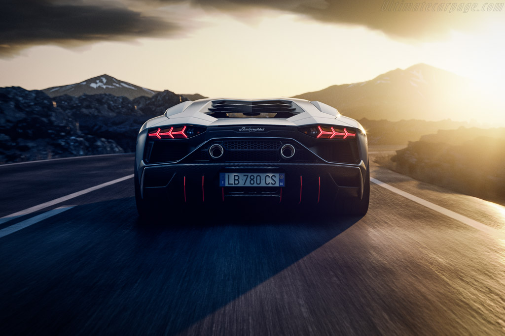Lamborghini Aventador LP780-4 Ultimae Coupe
