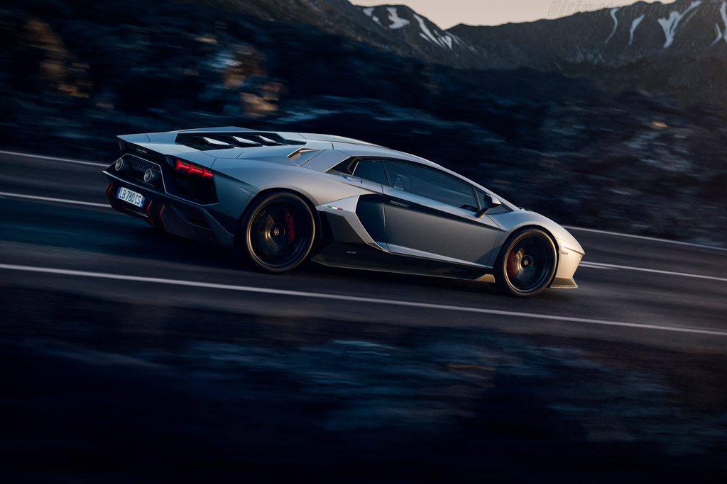 Lamborghini Aventador LP780-4 Ultimae Coupe