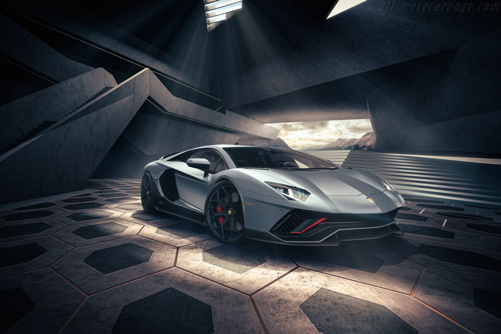 Lamborghini Aventador LP780-4 Ultimae Coupe