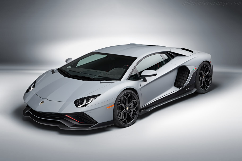 Lamborghini Aventador LP780-4 Ultimae Coupe