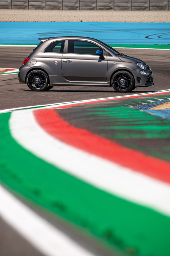 Abarth F595