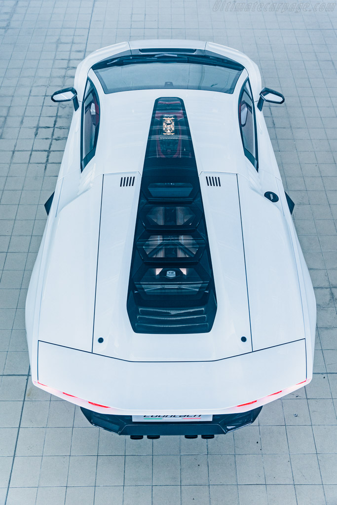 Lamborghini Countach LPI 800-4