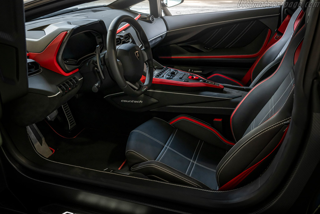 Lamborghini Countach LPI 800-4