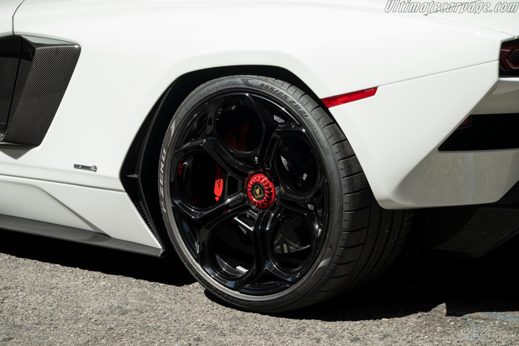 Lamborghini Countach LPI 800-4