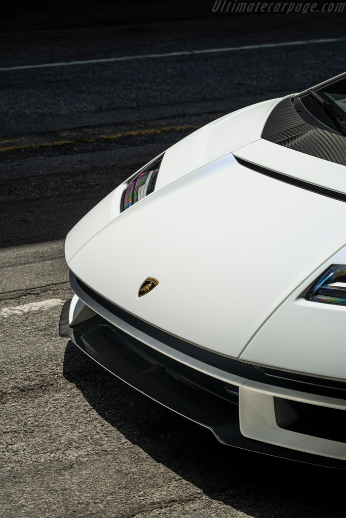 Lamborghini Countach LPI 800-4