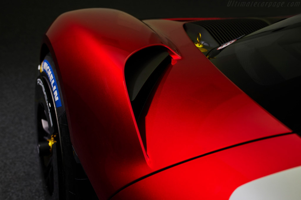 Porsche Mission R Concept