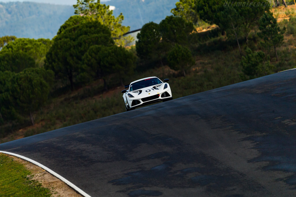 Lotus Emira GT4