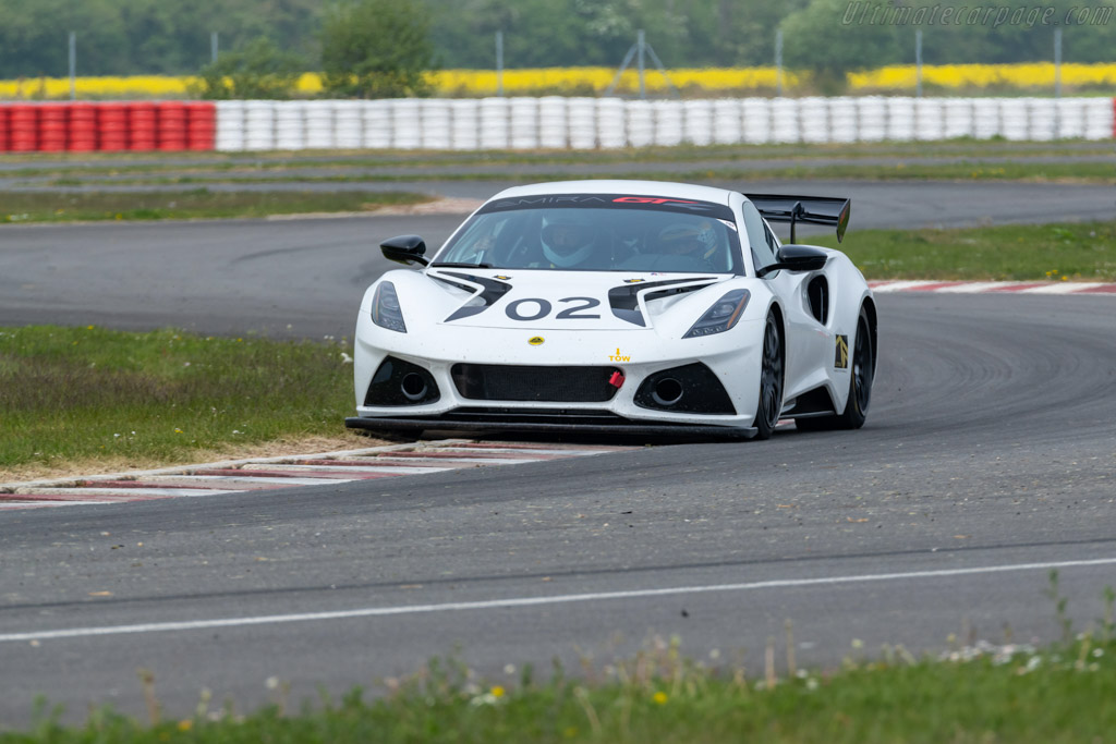 Lotus Emira GT4