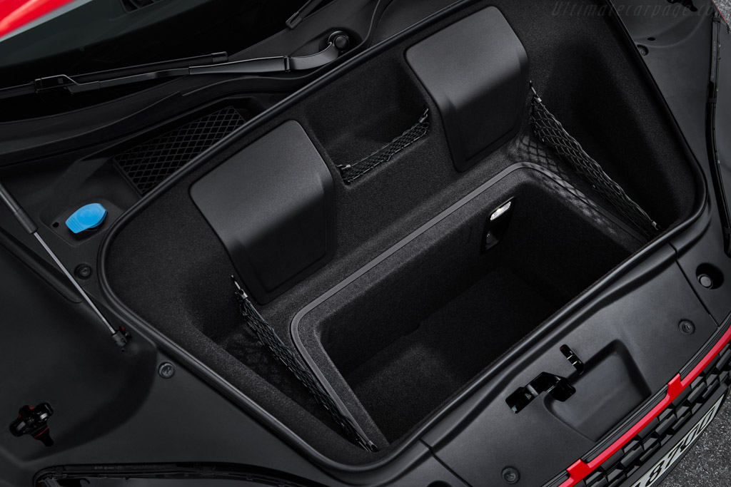 Audi R8 V10 Performance RWD