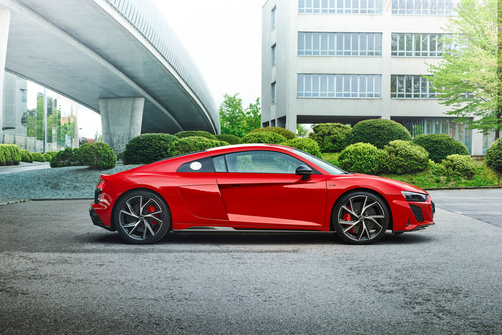 Audi R8 V10 Performance RWD