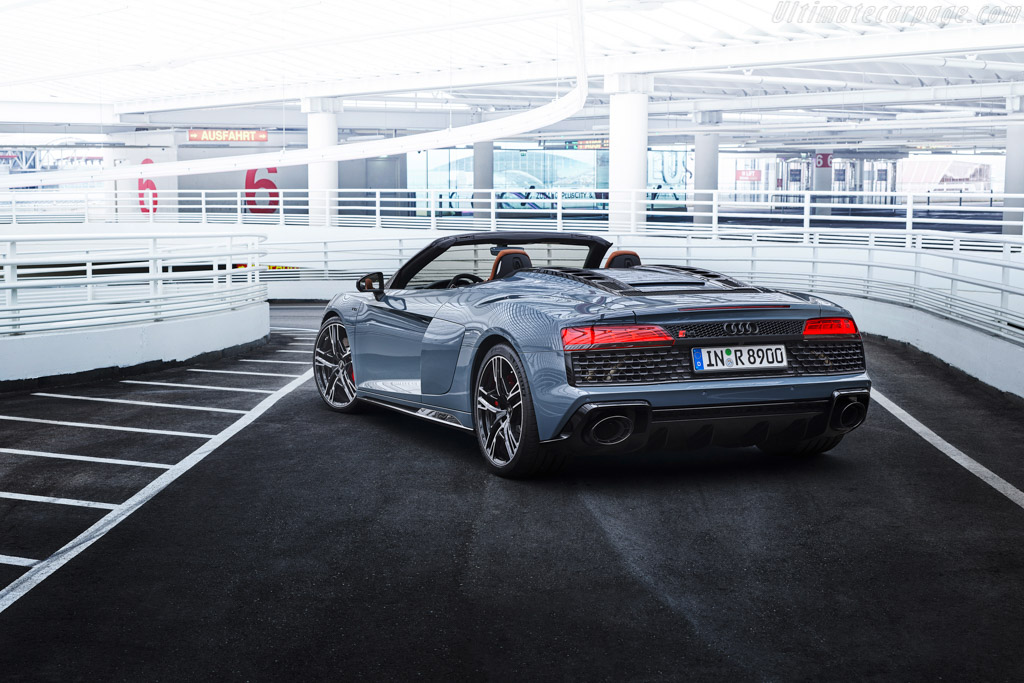 Audi R8 V10 Performance RWD Spyder