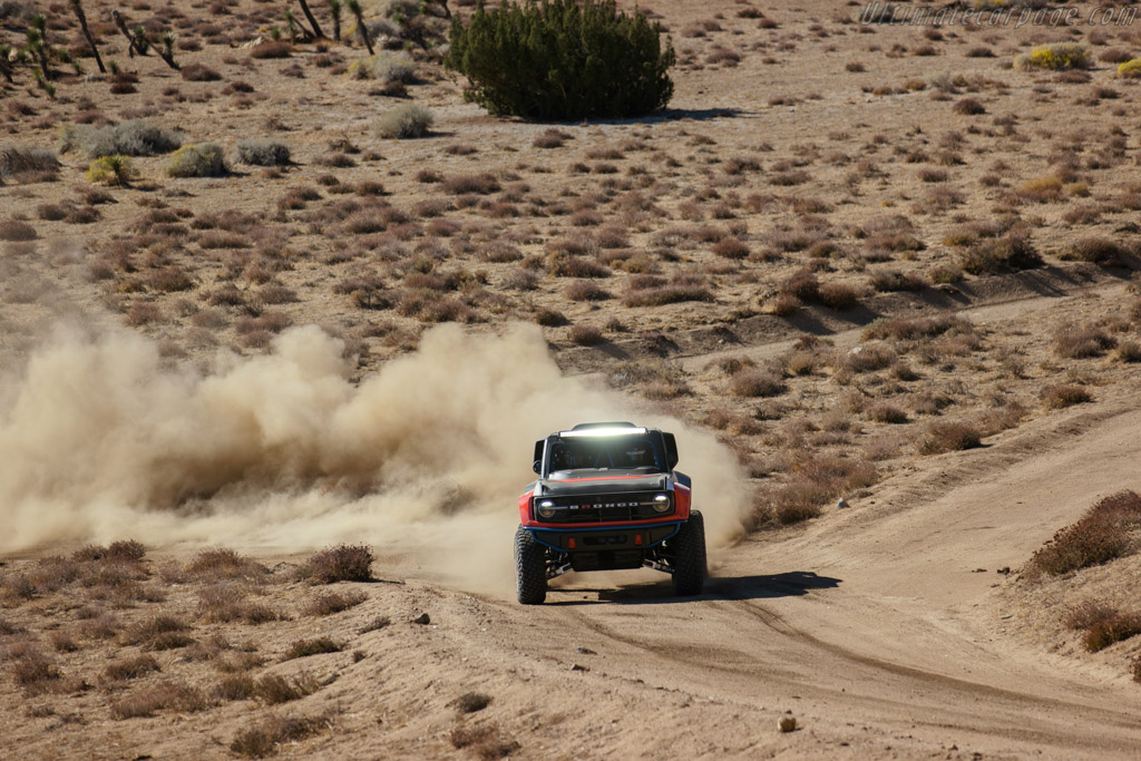 Ford Bronco DR