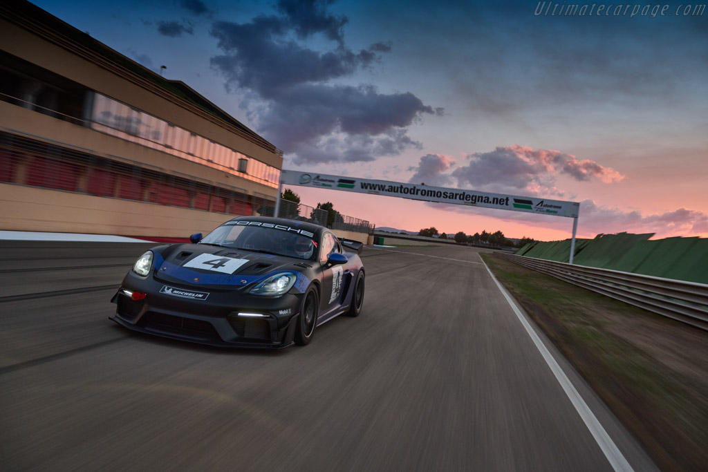 Porsche 718 Cayman GT4 RS Clubsport