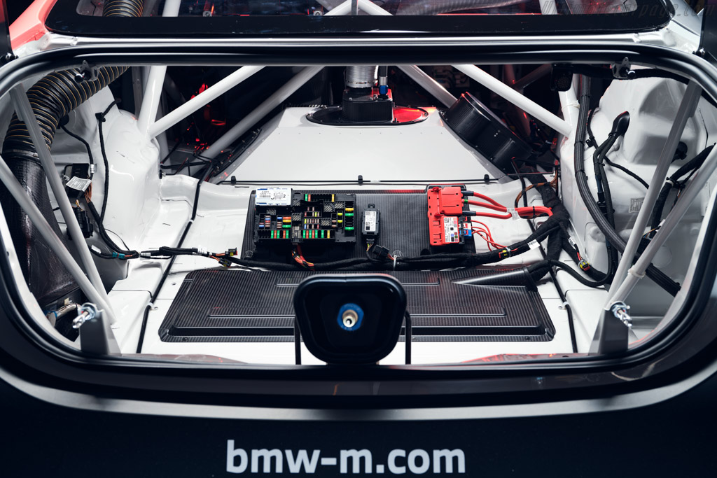 BMW M4 GT4