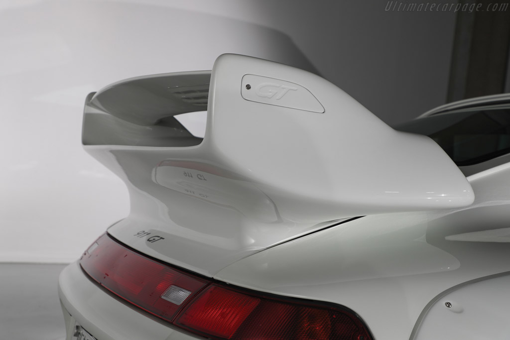Porsche 911 GT2