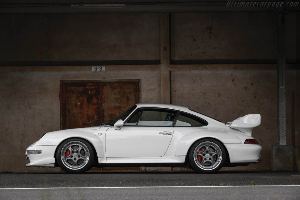Porsche 911 GT2