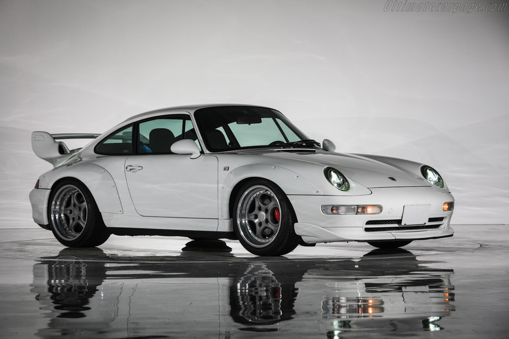 Porsche 911 GT2