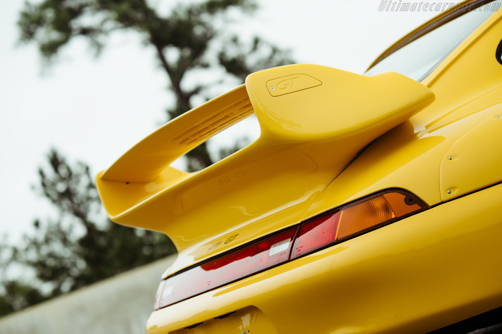 Porsche 911 GT2