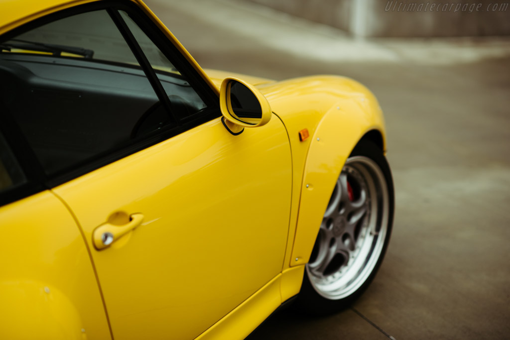 Porsche 911 GT2