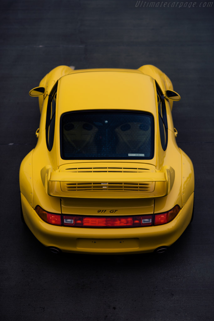 Porsche 911 GT2