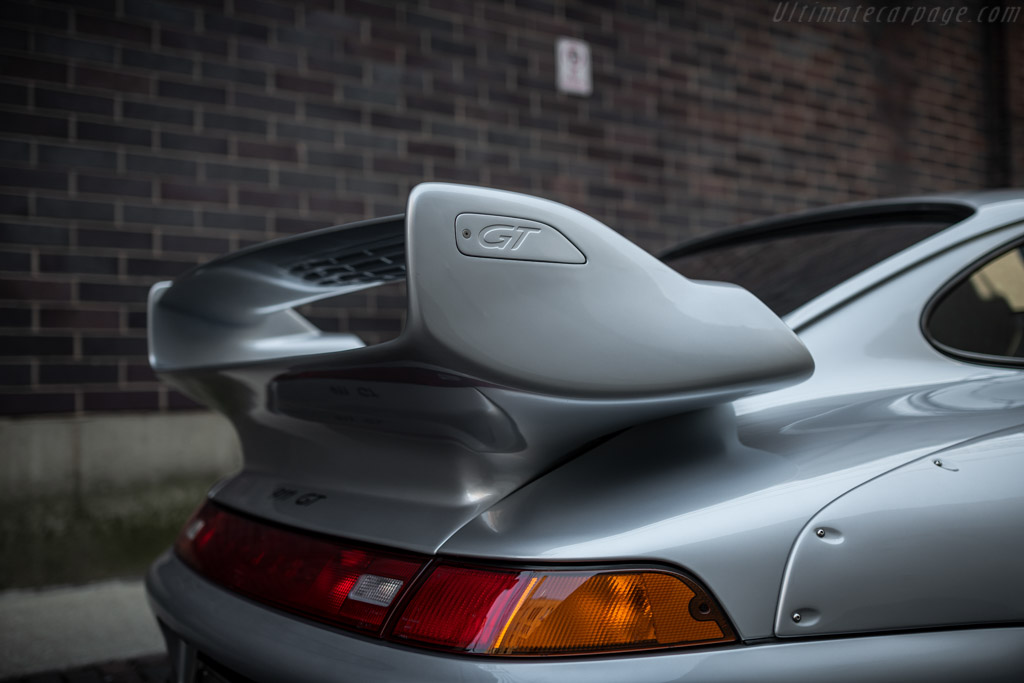 Porsche 911 GT2