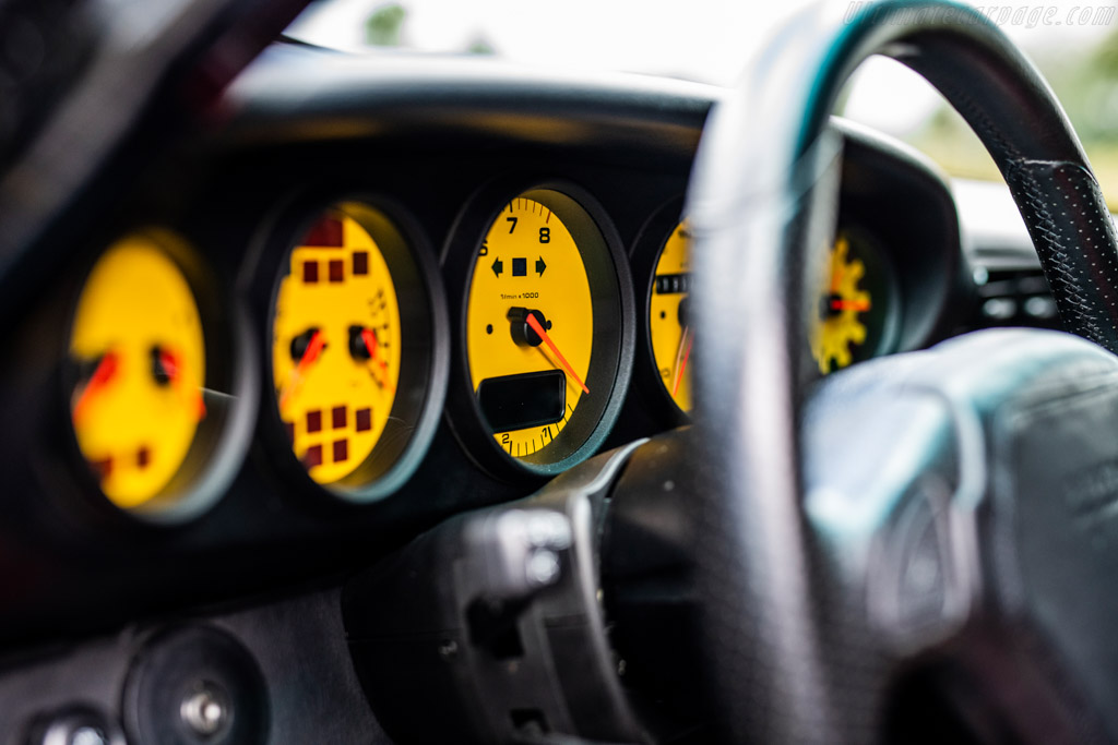 Porsche 911 GT2