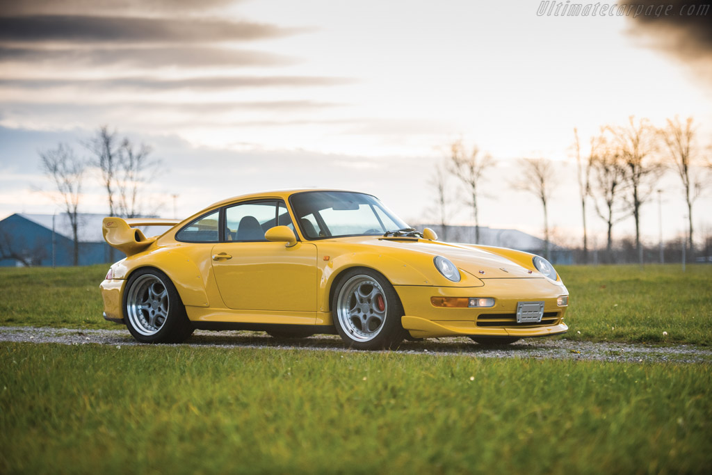 Porsche 911 GT2