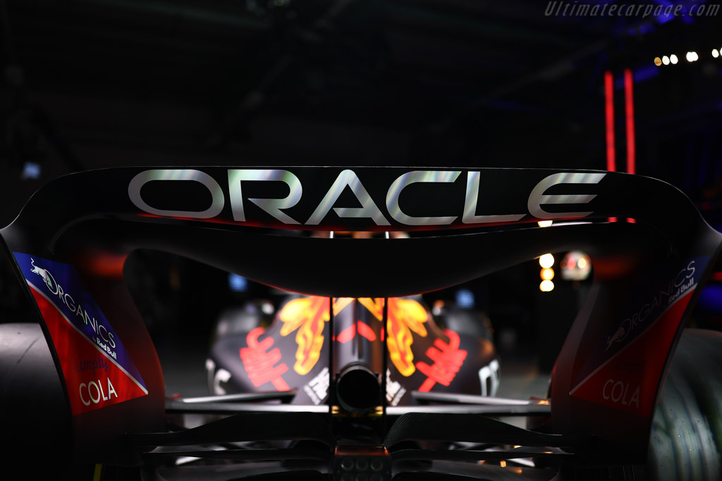 Red Bull Racing RB18