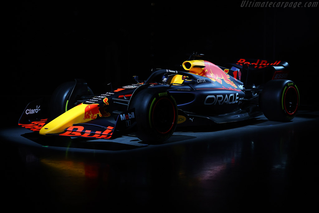 Red Bull Racing RB18