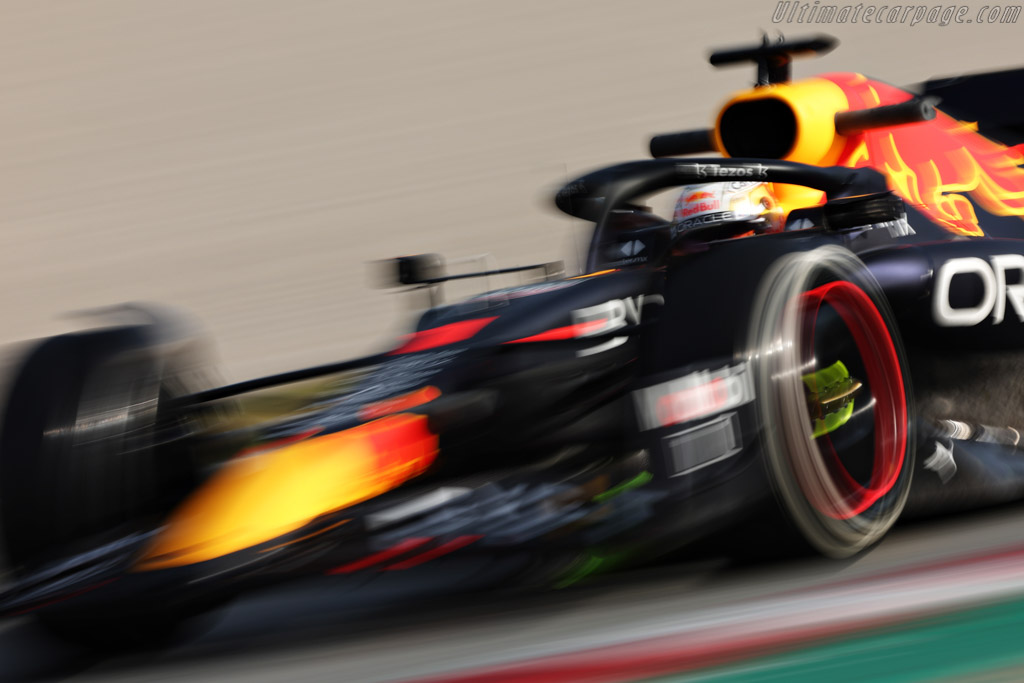 Red Bull Racing RB18