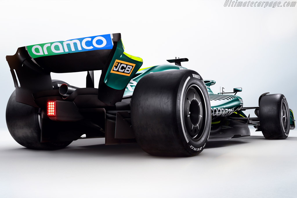 Aston Martin AMR22 Mercedes