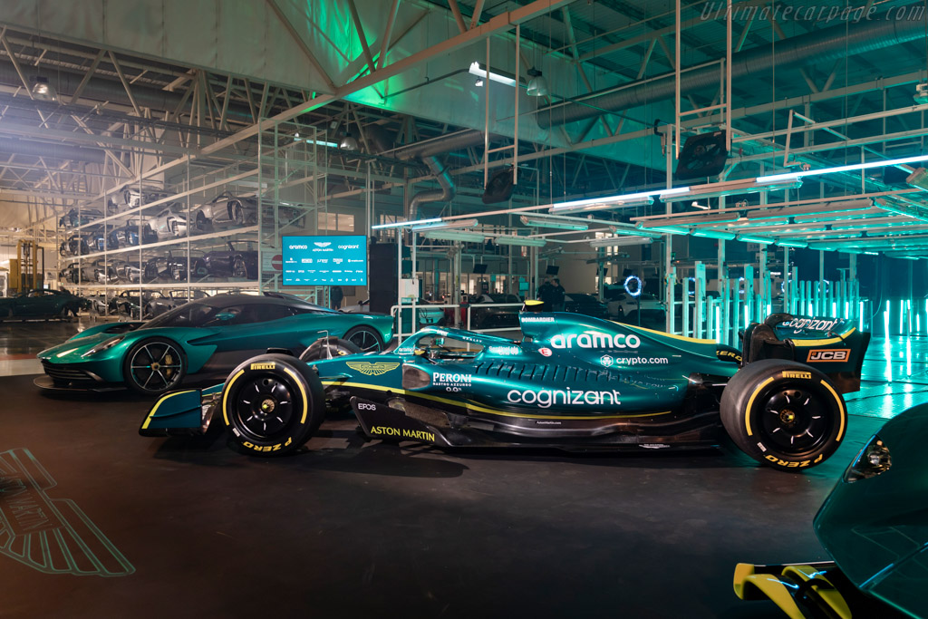 Aston Martin AMR22 Mercedes