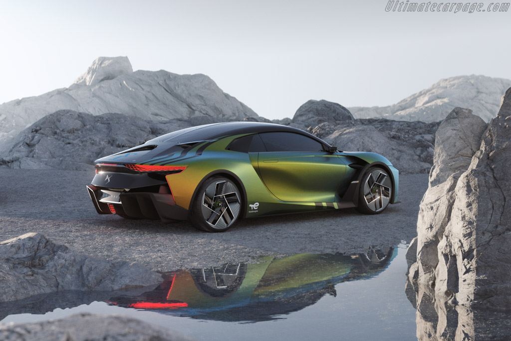 DS E-Tense Performance