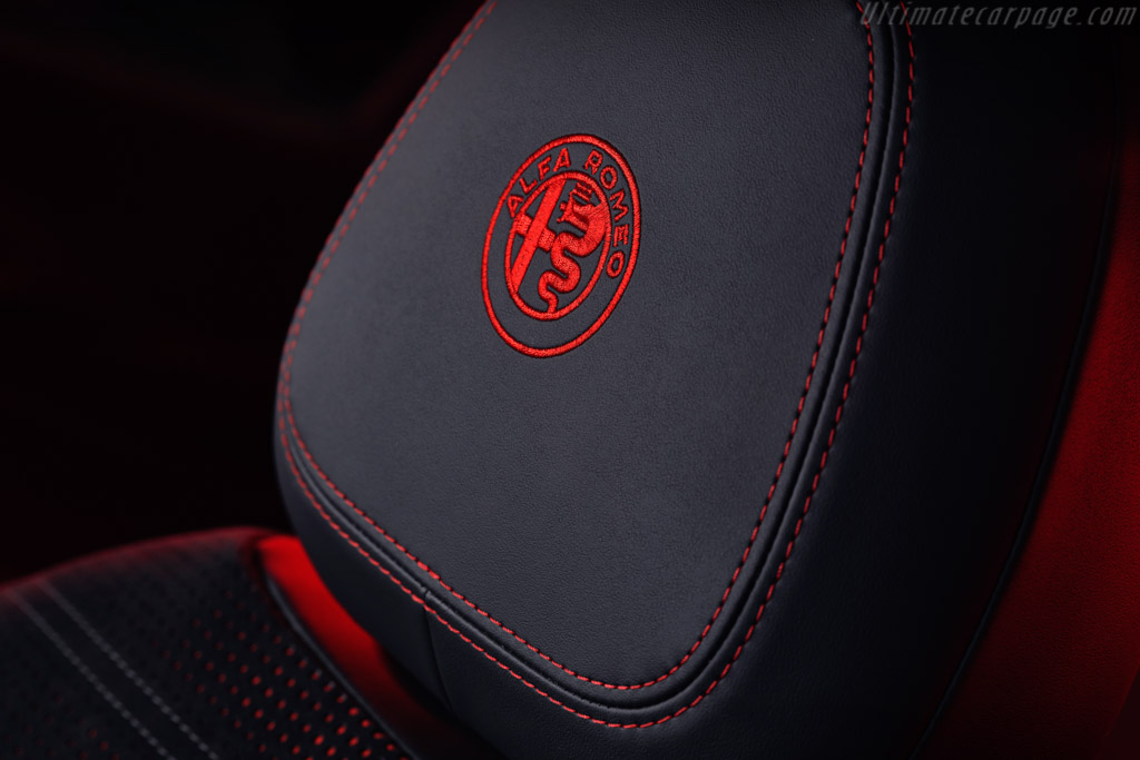Alfa Romeo Tonale Q4 Hybrid