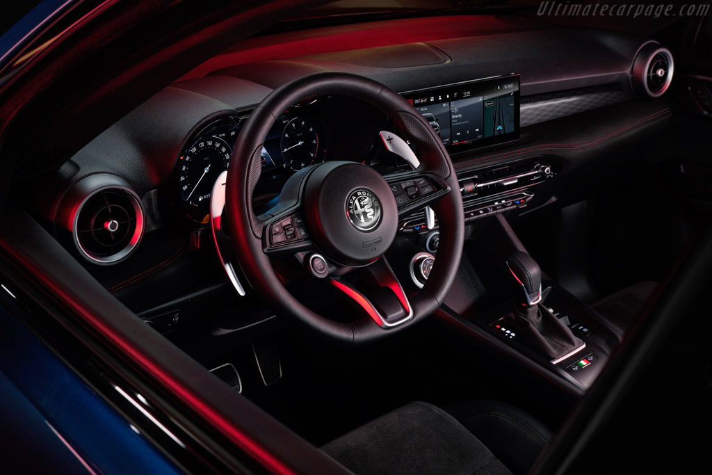 Alfa Romeo Tonale Q4 Hybrid