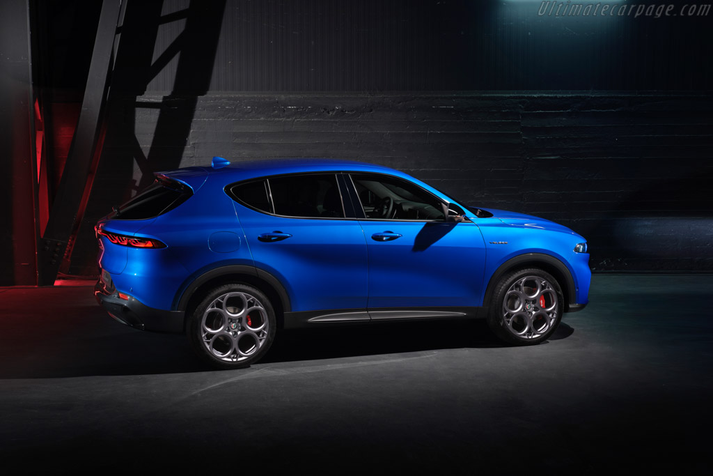 Alfa Romeo Tonale Q4 Hybrid
