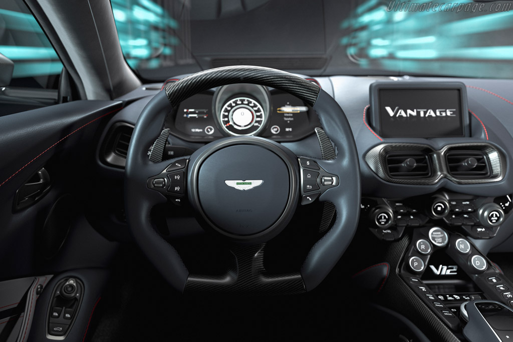 Aston Martin V12 Vantage