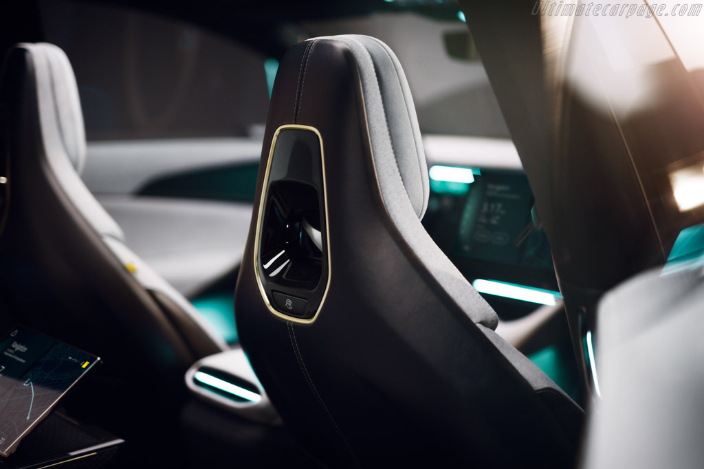Lotus Eletre