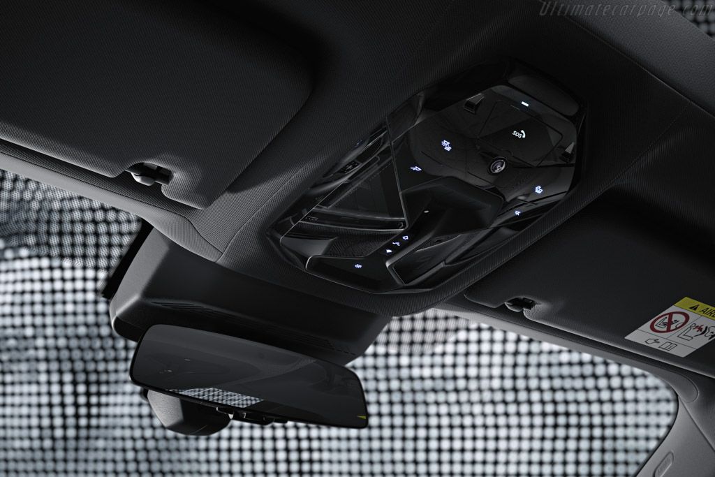 BMW M760e xDrive