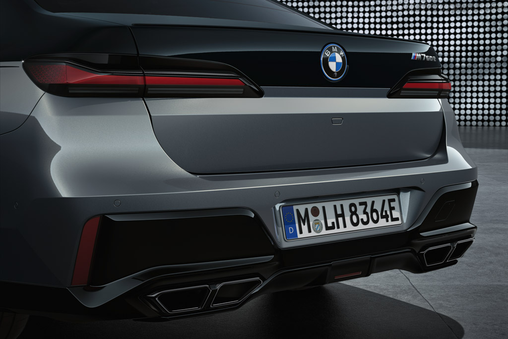 BMW M760e xDrive