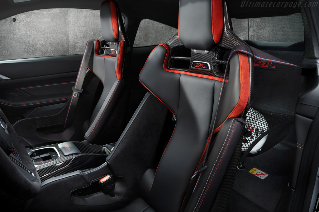 BMW M4 CSL