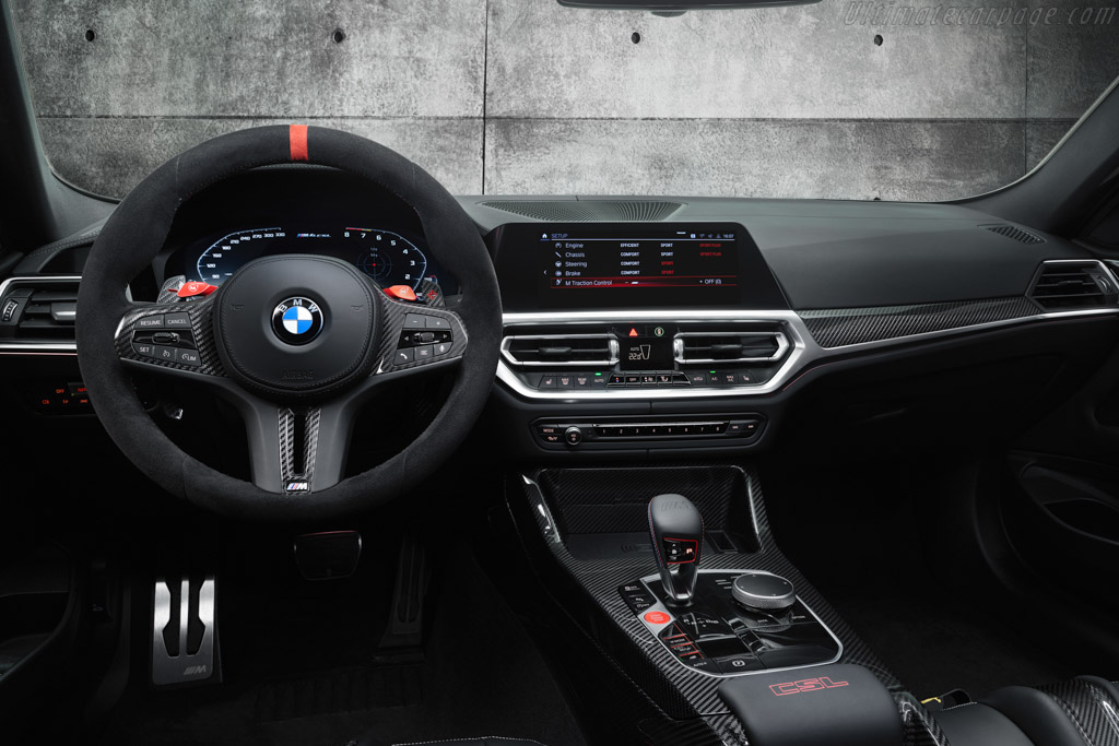 BMW M4 CSL