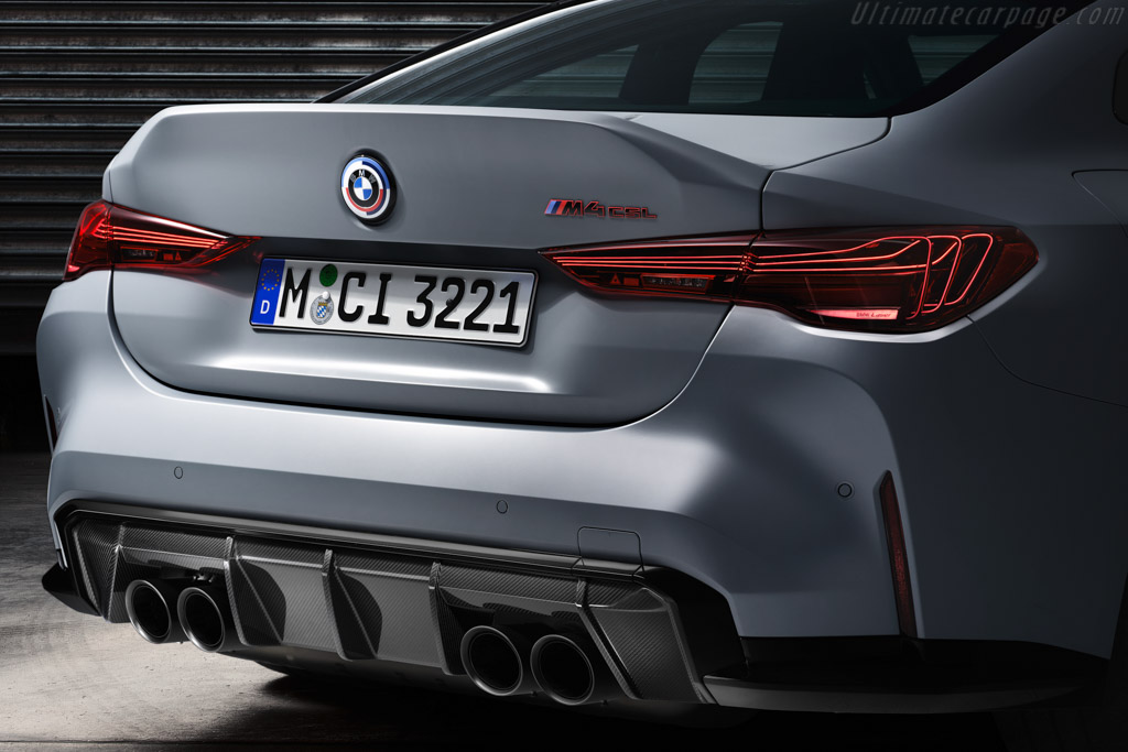 BMW M4 CSL