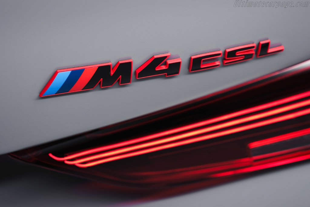 BMW M4 CSL